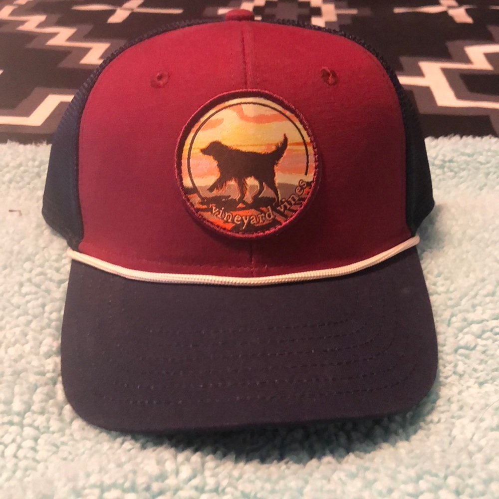 NWT Vineyard Vines Dog Patch Trucker Hat